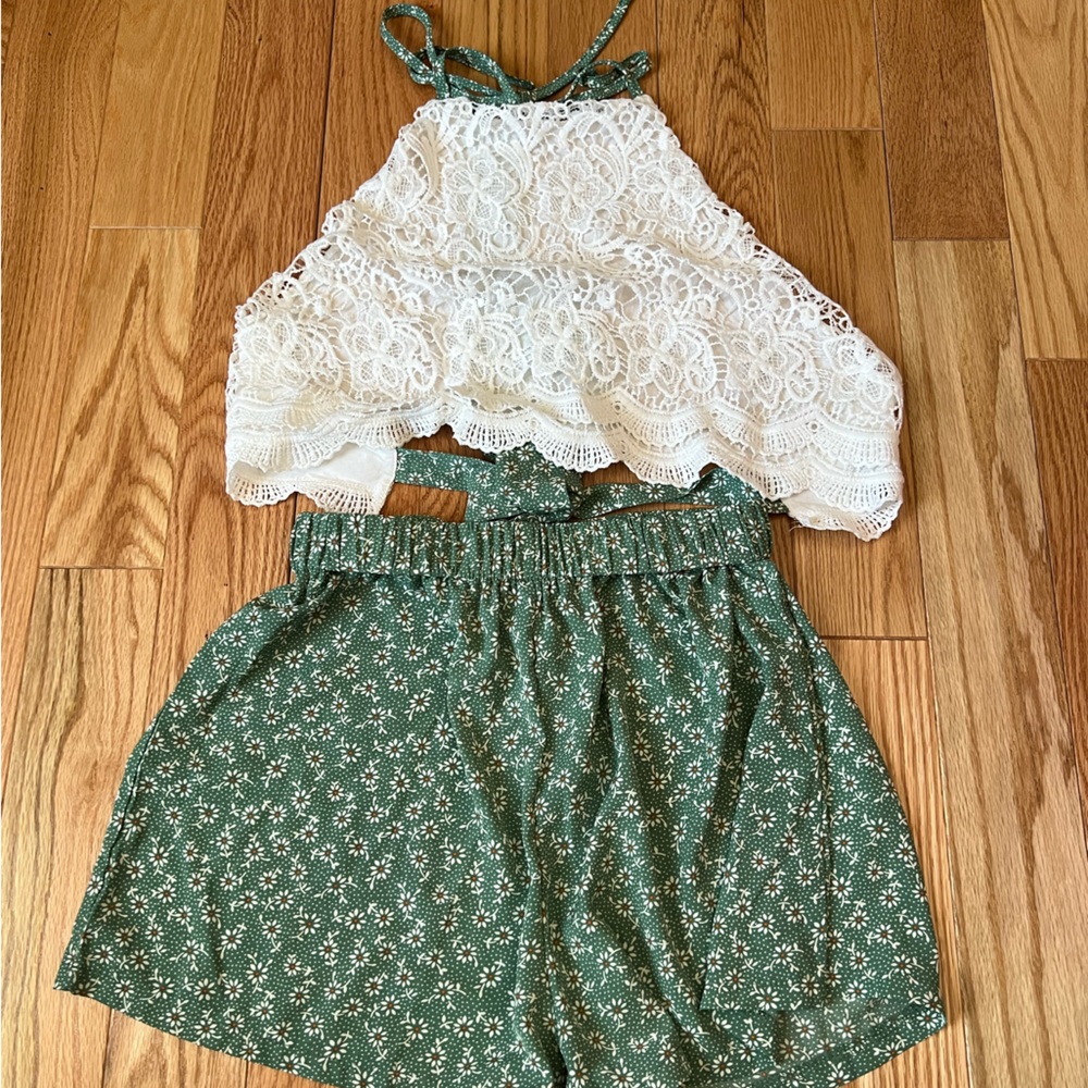 Womens M tank and short Set